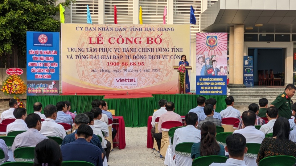 Hậu Giang ứng dụng tổng đài giải đáp tự động dịch vụ công - 1 Hậu Giang ứng dụng tổng đài giải đáp tự động dịch vụ công - 1