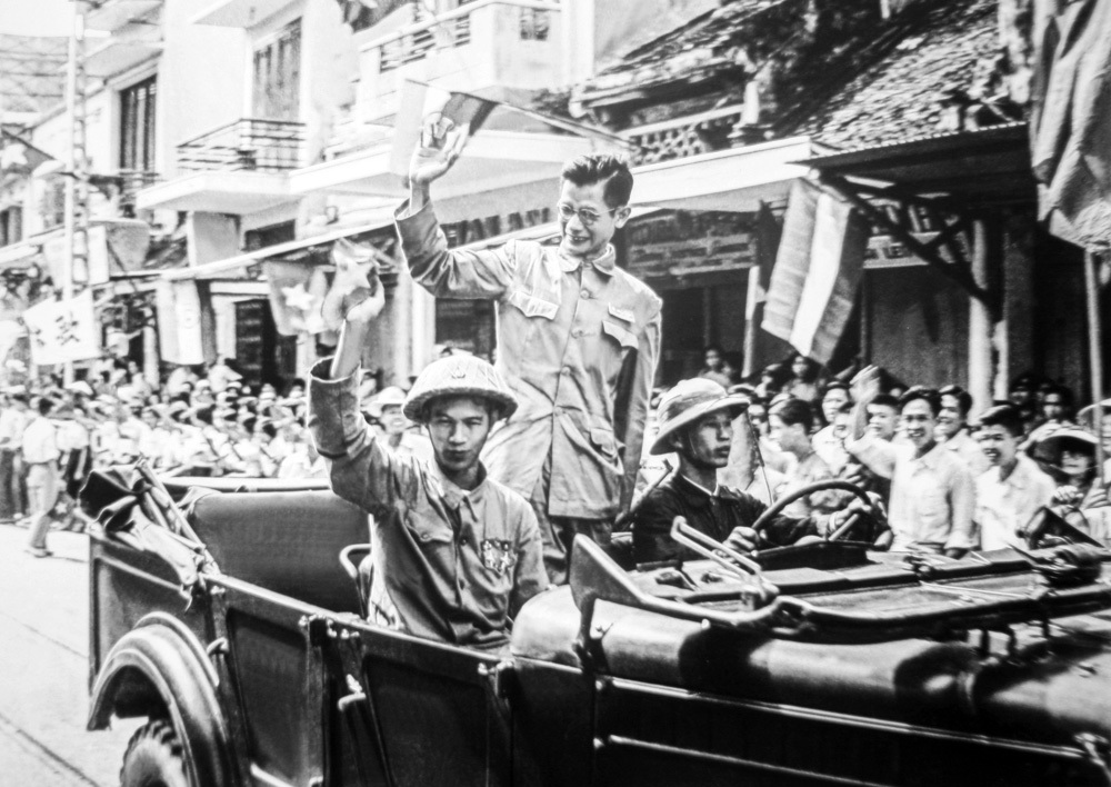 Kìm đà phình bộ máy nhà nước, bài học từ quyết sách thời chống Mỹ - 1 Kìm đà phình bộ máy nhà nước, bài học từ quyết sách thời chống Mỹ - 1