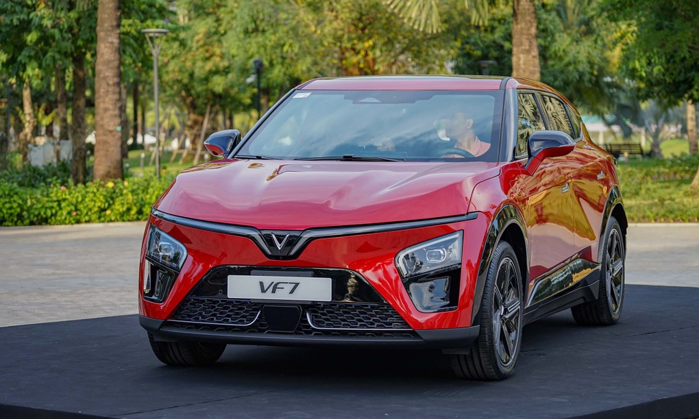 VinFast đăng ký mẫu SUV lạ, có thể là bản nâng cấp của VF 6 - 2 VinFast đăng ký mẫu SUV lạ, có thể là bản nâng cấp của VF 6 - 2