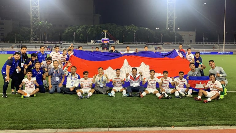 U22 Campuchia vỡ òa niềm vui khi làm nên lịch sử ở SEA Games - 6 U22 Campuchia vỡ òa niềm vui khi làm nên lịch sử ở SEA Games - 6