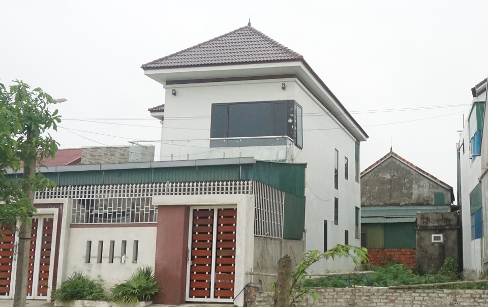 Mua đất của xã, 15 năm mòn mỏi chờ được cấp sổ đỏ - 4 Mua đất của xã, 15 năm mòn mỏi chờ được cấp sổ đỏ - 4