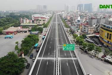 Hà Nội: Đường huyết mạch 12 làn xe sắp thông tuyến từ góc nhìn trên cao