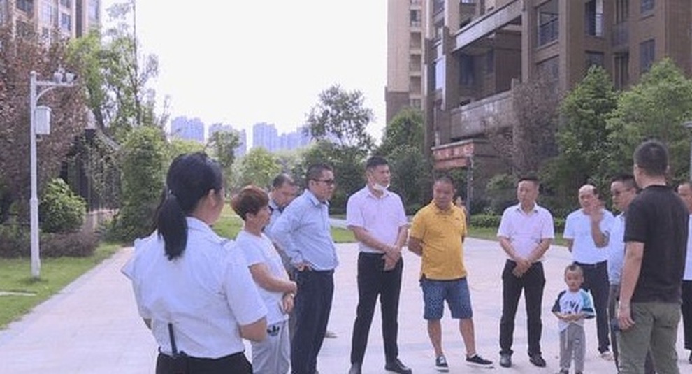 Vừa nhận nhà, dân chung cư tá hỏa phát hiện tường chịu lực nằm trong phòng ngủ - 4 Vừa nhận nhà, dân chung cư tá hỏa phát hiện tường chịu lực nằm trong phòng ngủ - 4