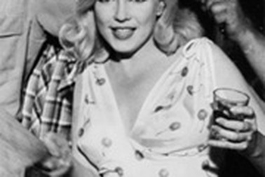 Ngôi sao của “Cuốn theo chiều gió” qua đời ở tuổi 91