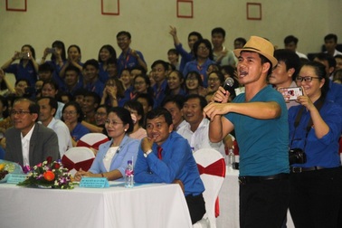 Nghệ sĩ Xuân Bắc tâm sự bạn trẻ Bình Định về "1 giây rưỡi khởi nghiệp trên truyền hình"