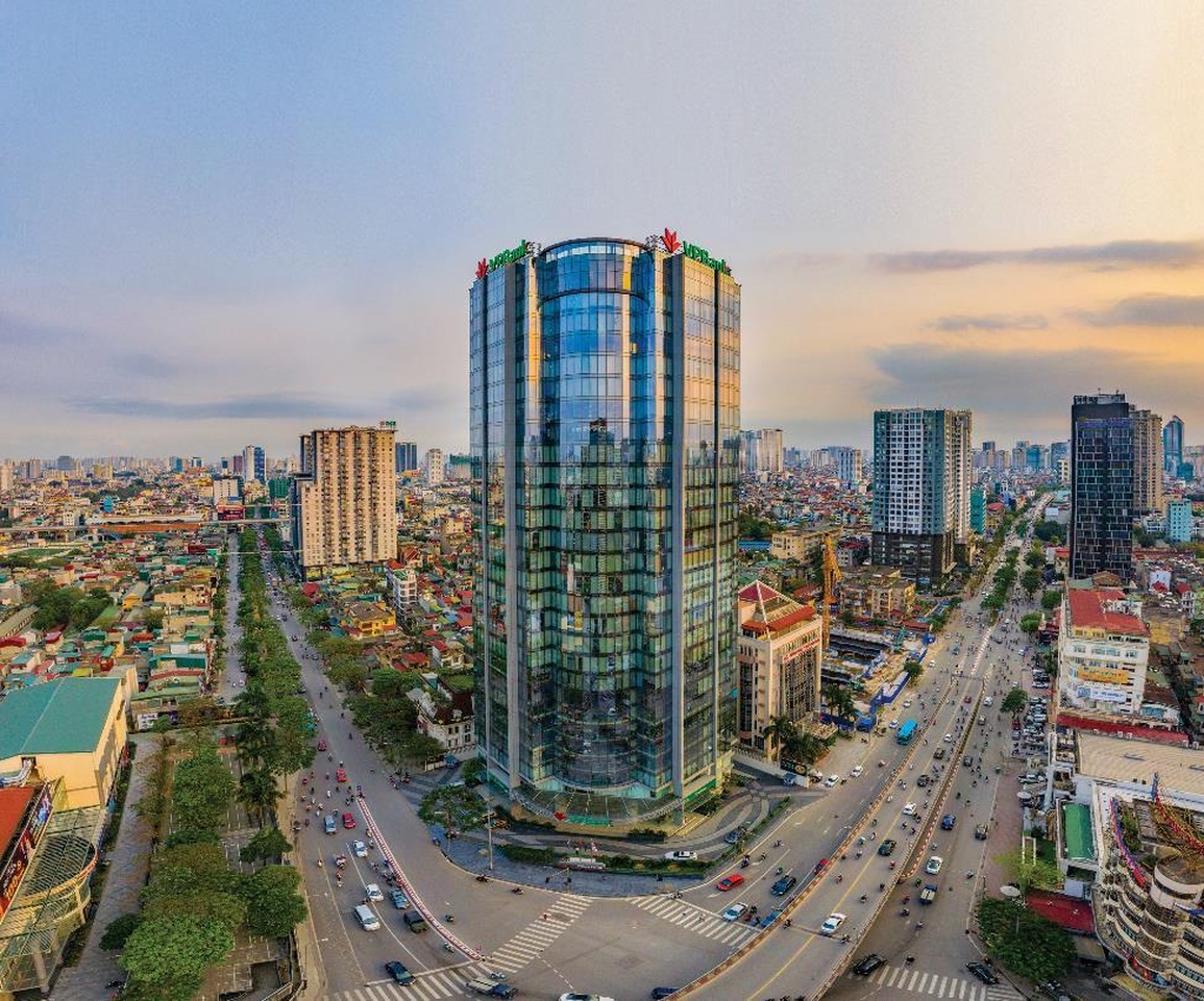 Hành trình chuyển mình, hướng đến tập đoàn tài chính của VPBank - 1 Hành trình chuyển mình, hướng đến tập đoàn tài chính của VPBank - 1