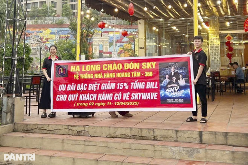 Người Quảng Ninh giảm giá dịch vụ cho khách có vé xem Sky Wave Hạ Long - 1 Người Quảng Ninh giảm giá dịch vụ cho khách có vé xem Sky Wave Hạ Long - 1