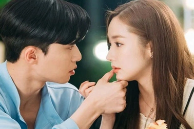 Gặp lại người yêu cũ, tôi đã "đắc tội" với chồng sắp cưới