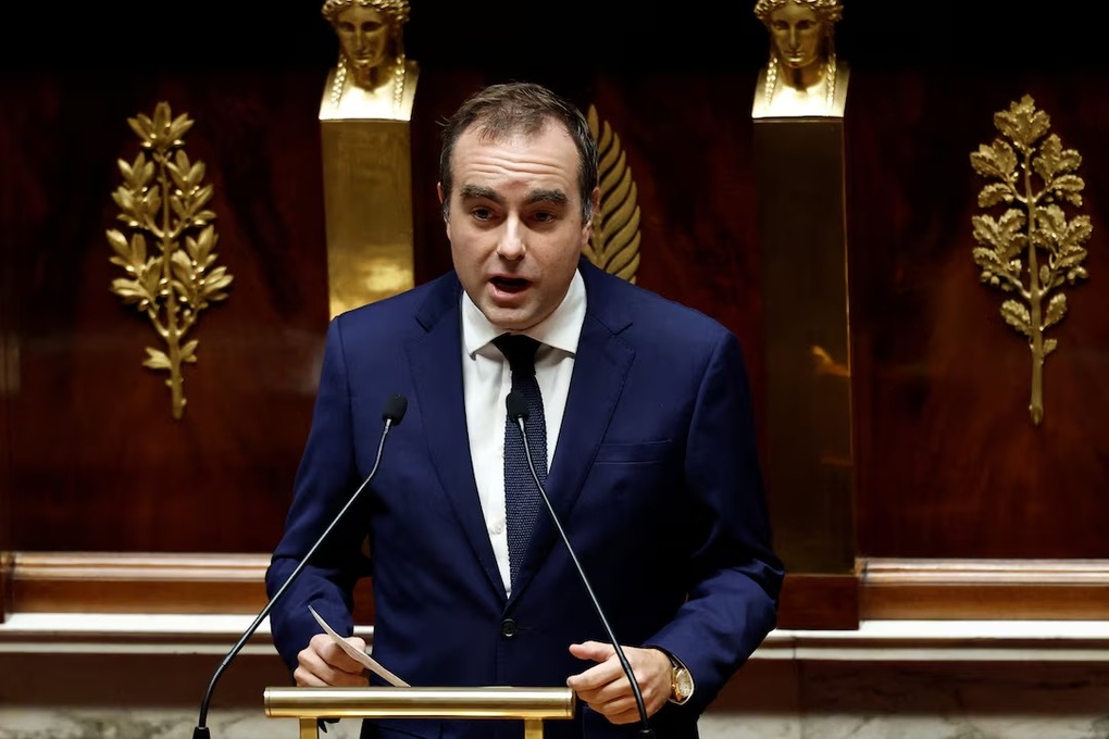 Thủ tướng Pháp vượt qua bỏ phiếu bất tín nhiệm - 1 Thủ tướng Pháp vượt qua bỏ phiếu bất tín nhiệm - 1