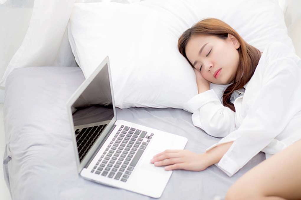 26 tuổi, tôi sợ mất việc, không có tiền tiết kiệm - 1 26 tuổi, tôi sợ mất việc, không có tiền tiết kiệm - 1