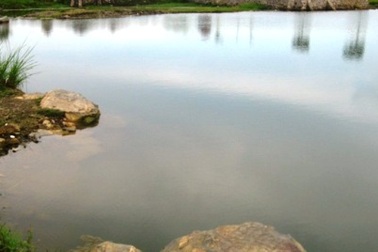 Tắm hồ nước công trình, một HS lớp 6 chết đuối thương tâm