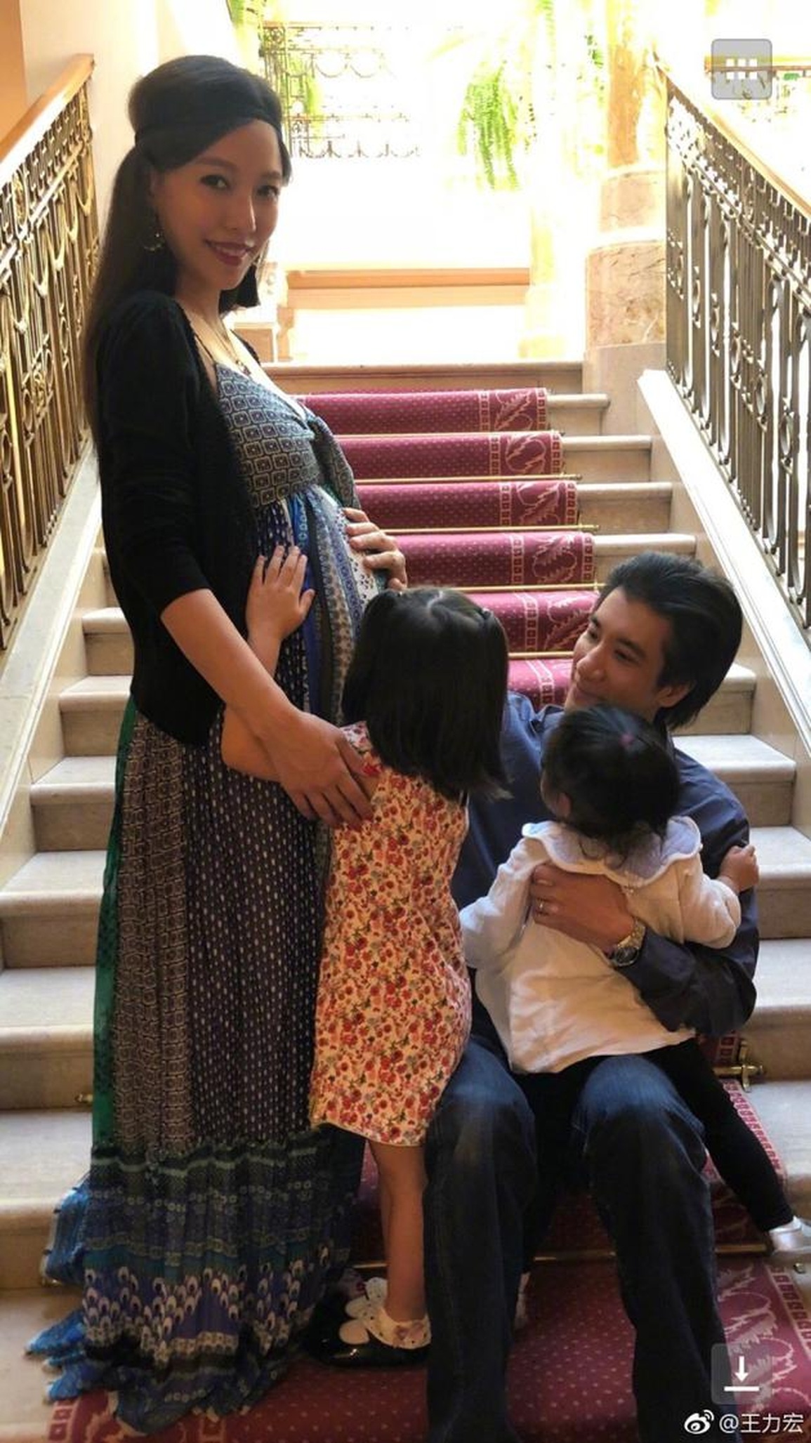 Vương Lực Hoành đăng tâm thư nửa đêm, lên tiếng trước lời tố cáo của vợ cũ - 4 Vương Lực Hoành đăng tâm thư nửa đêm, lên tiếng trước lời tố cáo của vợ cũ - 4