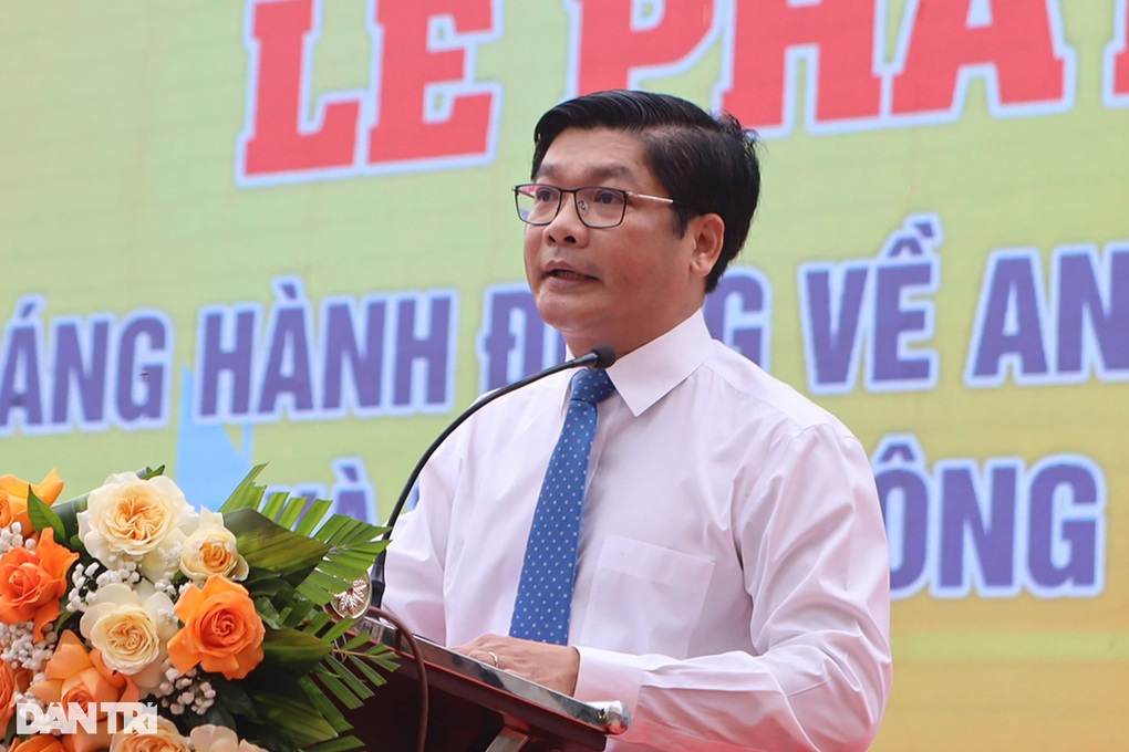 Huế sẽ công khai các doanh nghiệp, cá nhân vi phạm an toàn vệ sinh lao động - 1 Huế sẽ công khai các doanh nghiệp, cá nhân vi phạm an toàn vệ sinh lao động - 1