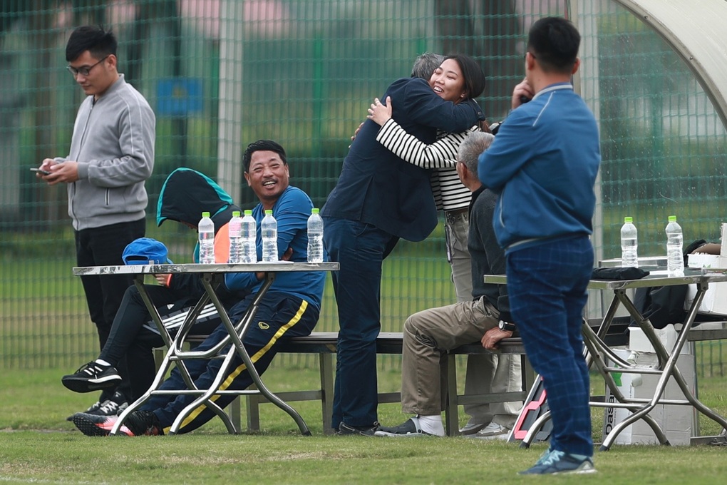 Huỳnh Như: Cầu thủ nữ Việt Nam có thể chơi bóng ở châu Âu - 2