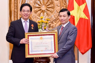 Đại sứ Trung Quốc tại Việt Nam được tặng Huân chương Hữu nghị