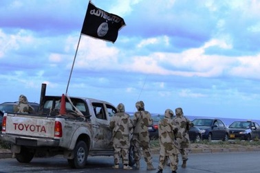 Paris lo ngại chiến lược “bình thông nhau” về phía Libya