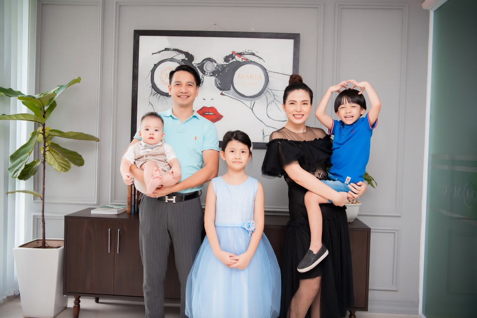 Từng như “rơi xuống vực”, Ngọc Hiền Doremi khoe con trai tự kỷ đã khỏi 80% - 1 Từng như “rơi xuống vực”, Ngọc Hiền Doremi khoe con trai tự kỷ đã khỏi 80% - 1
