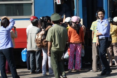 Trả vé tàu phải mất phí từ 10 - 30%