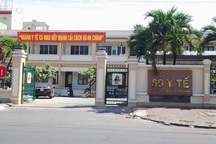 Từ Hà Nội vào Cà Mau tổ chức khám bệnh không phép trong khách sạn