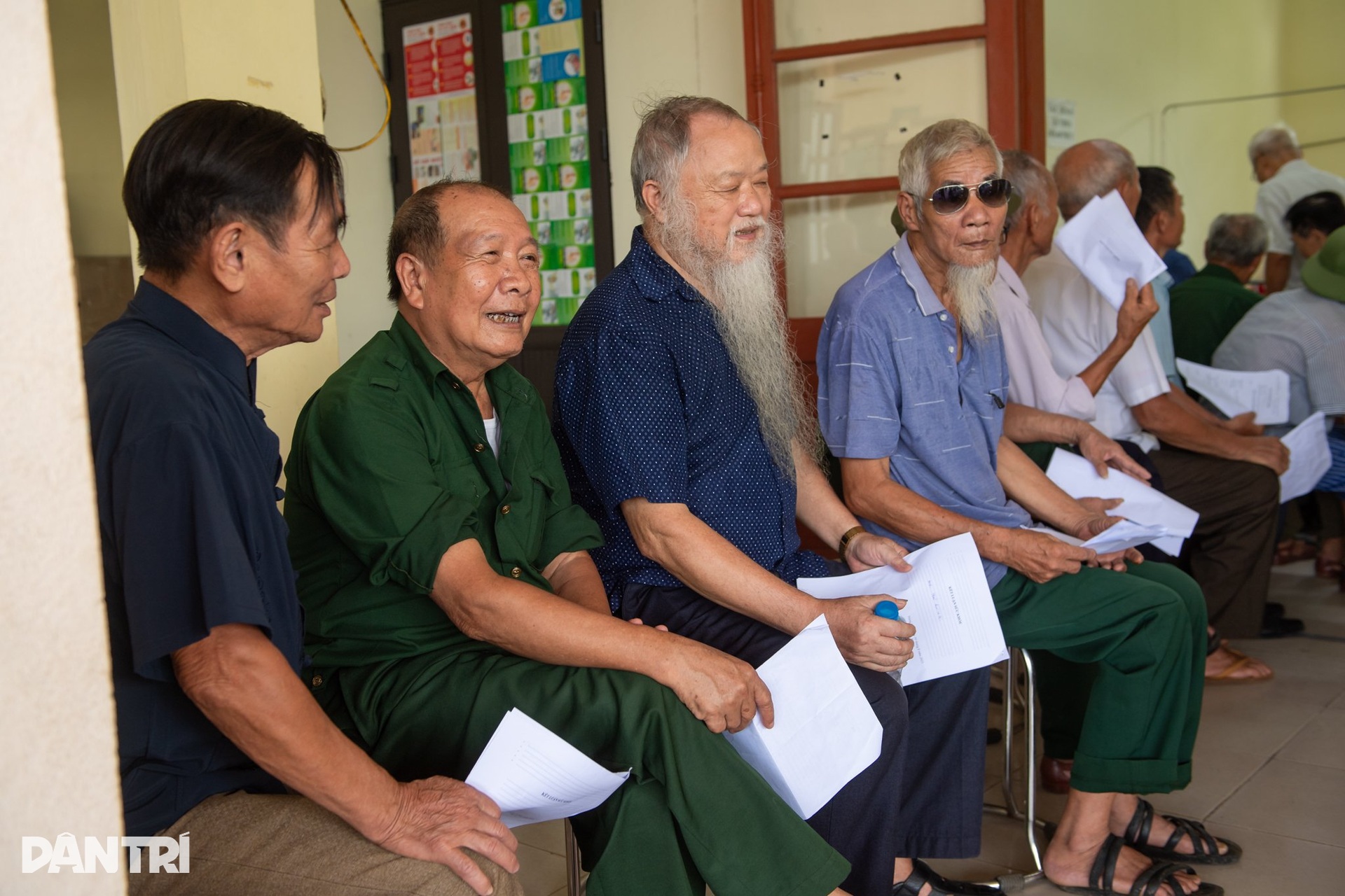 Niềm vui của cựu chiến binh Thái Nguyên được khám bệnh, nhận thuốc miễn phí - 3 Niềm vui của cựu chiến binh Thái Nguyên được khám bệnh, nhận thuốc miễn phí - 3