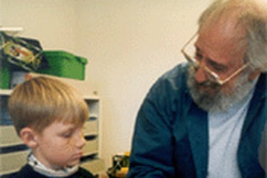 Giáo sư Mỹ được mổ lần hai ở Hà Nội