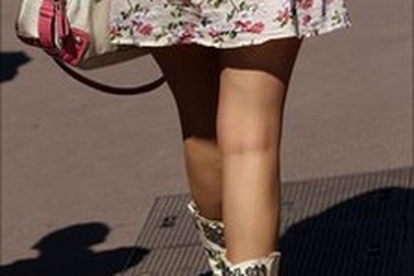 Thành phố ven biển Italia dự kiến cấm váy ngắn