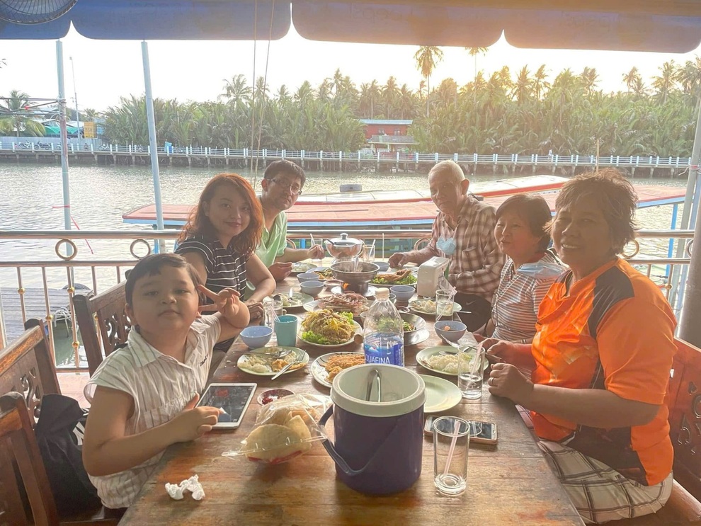 Chồng Thái Lan lấy vợ Việt Nam, mỗi khi đá bóng gia đình lại có... chuyện - 3 Chồng Thái Lan lấy vợ Việt Nam, mỗi khi đá bóng gia đình lại có... chuyện - 3