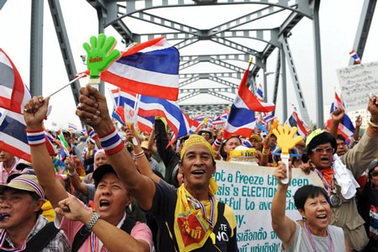 Thái Lan: Tràn ngập tin đồn đảo chính quân sự