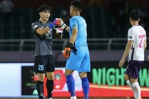 Thủ môn Bùi Tiến Dũng gia nhập CLB TPHCM