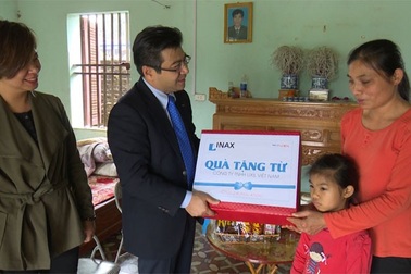 INAX thăm hỏi các em nhỏ  mắc bệnh tim  tại Thái Nguyên