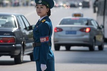 Những "bóng hồng" đặc biệt trên đường phố Triều Tiên