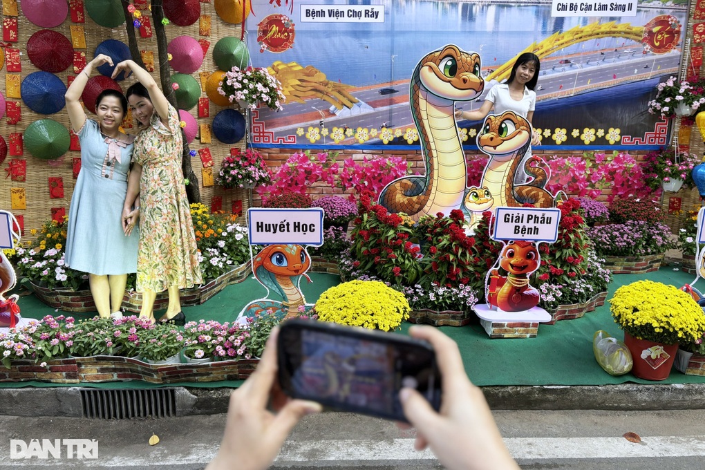 Vợ bán ve chai nuôi chồng ung thư di căn não và ước mơ trong năm mới - 5 Vợ bán ve chai nuôi chồng ung thư di căn não và ước mơ trong năm mới - 5