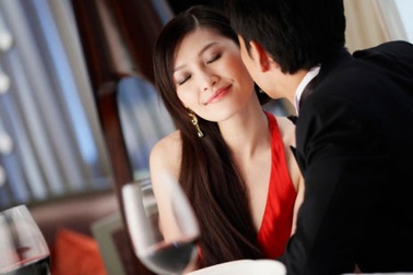 Tôi là "tấm bình phong đẹp" che cho vợ ngoại tình