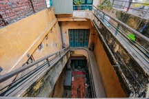 Biệt thự của đại gia nức tiếng Hàng Đào: Rộng 200m2, trả trăm tỷ không bán!