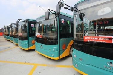 150 xe buýt điện chuẩn bị kết nối Metro số 1 TPHCM