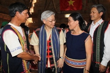 Nâng cao mức sống cho đồng bào các dân tộc