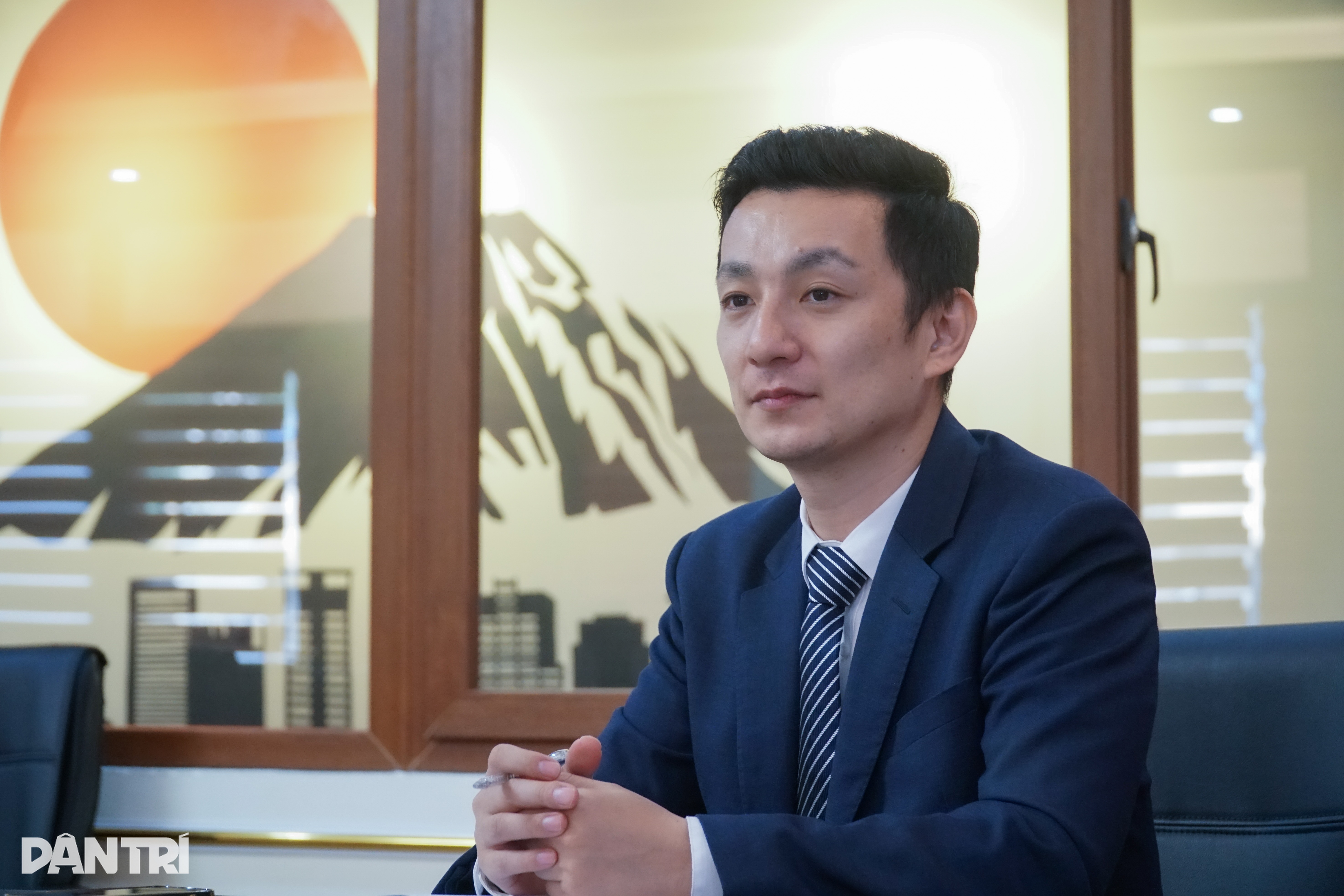 Cuộc sống của anh cảnh sát Nhật bỏ việc lương tiền tỷ đến Việt Nam sống - 3 Cuộc sống của anh cảnh sát Nhật bỏ việc lương tiền tỷ đến Việt Nam sống - 3