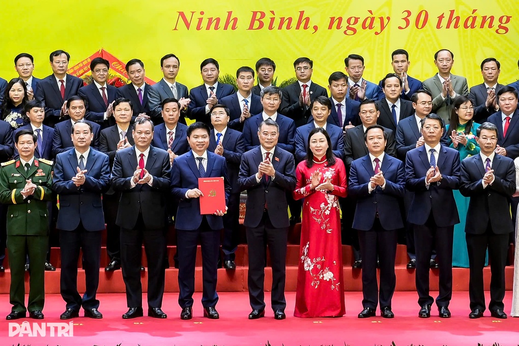 Cơ hội để Ninh Bình khẳng định khát vọng vươn lên - 3 Cơ hội để Ninh Bình khẳng định khát vọng vươn lên - 3