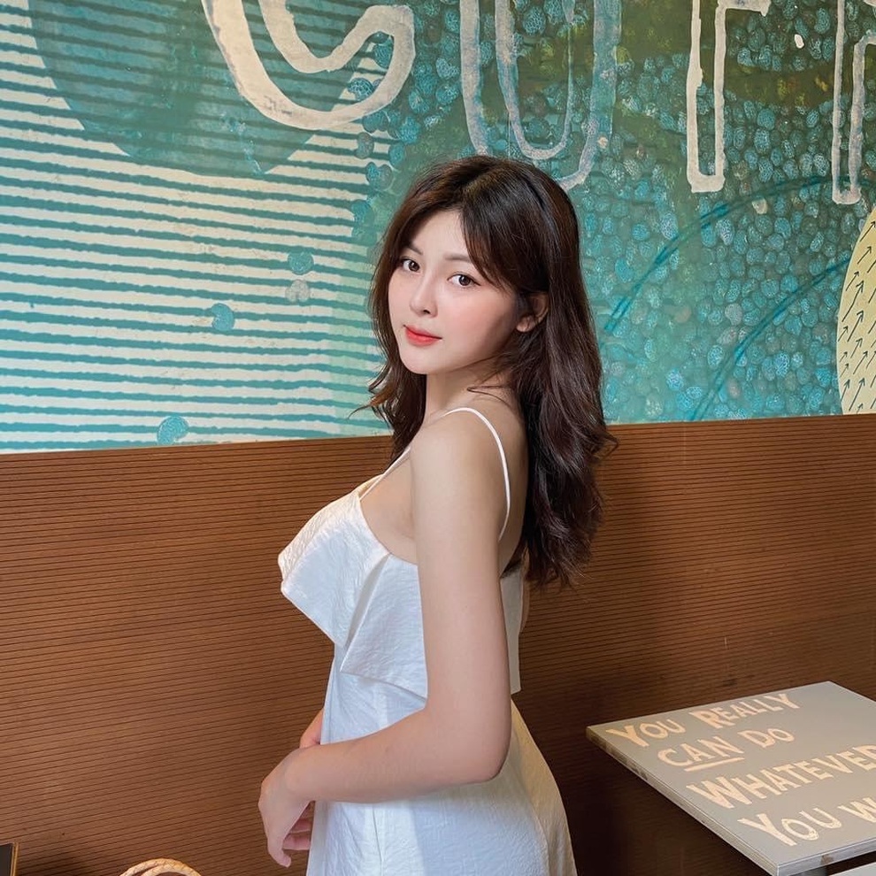 Hot girl Hutech khiến bao trái tim tan chảy vì xinh như kẹo ngọt - 1 Hot girl Hutech khiến bao trái tim tan chảy vì xinh như kẹo ngọt - 1