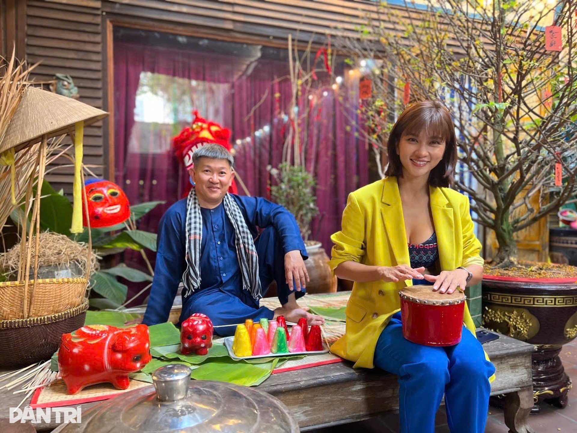 Nghệ sĩ Việt đến cà phê cổ tìm hương vị Tết xưa - 3