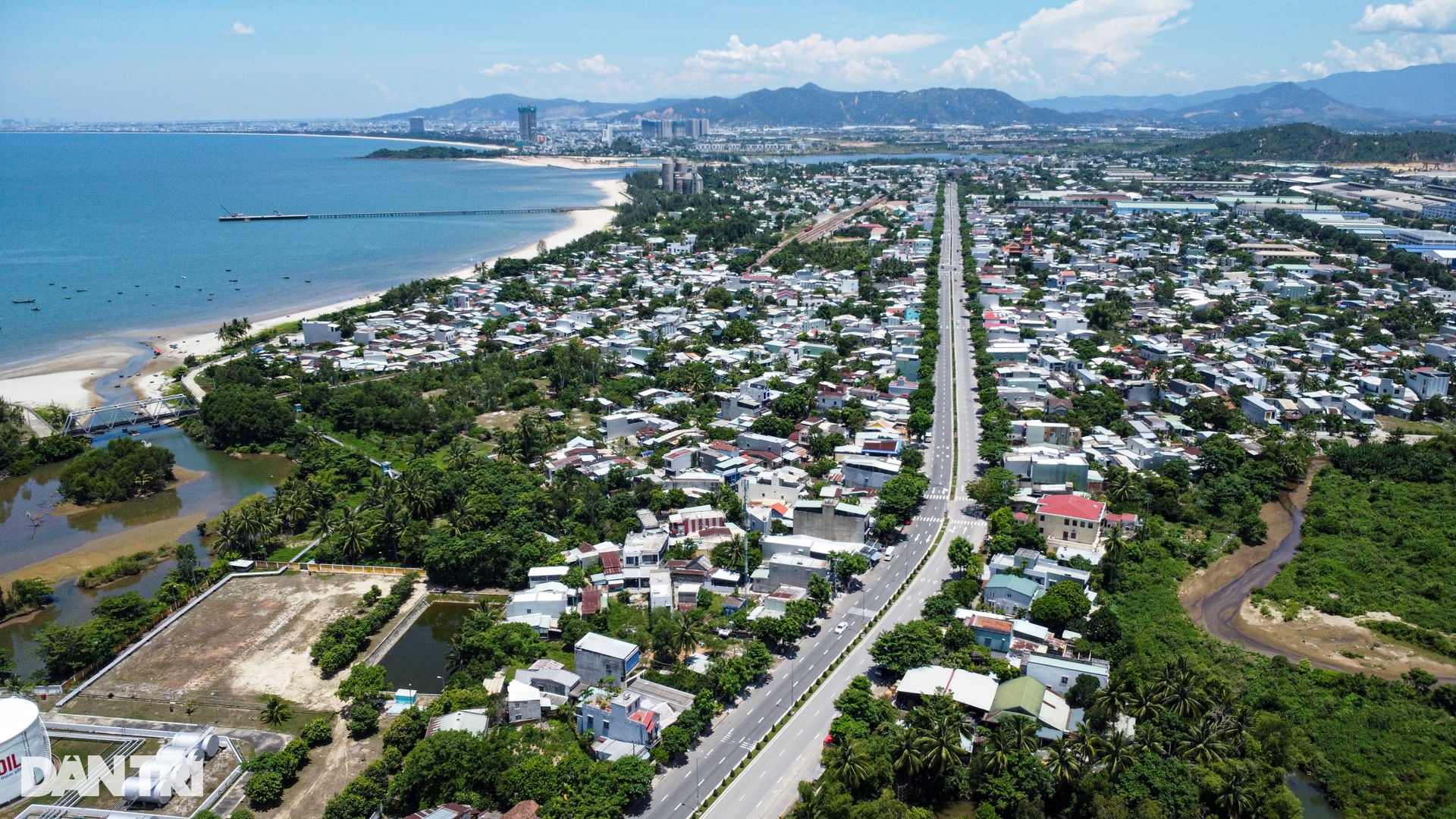 Ngắm cảng biển gắn với Khu Thương mại tự do Đà Nẵng từ trên cao - 6 Ngắm cảng biển gắn với Khu Thương mại tự do Đà Nẵng từ trên cao - 6