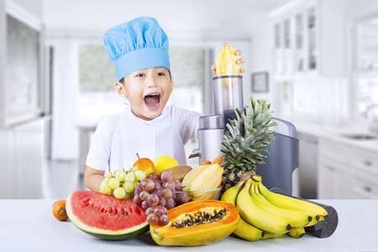 Giúp bé ăn rau quả & những lợi ích không ngờ