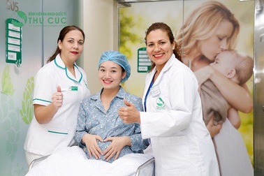 Thời hiện đại mẹ bầu đi đẻ sướng như đi nghỉ dưỡng