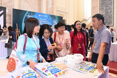 Diễn đàn Trí thức trẻ Việt Nam toàn cầu: Bàn về ứng dụng AI, khởi nghiệp