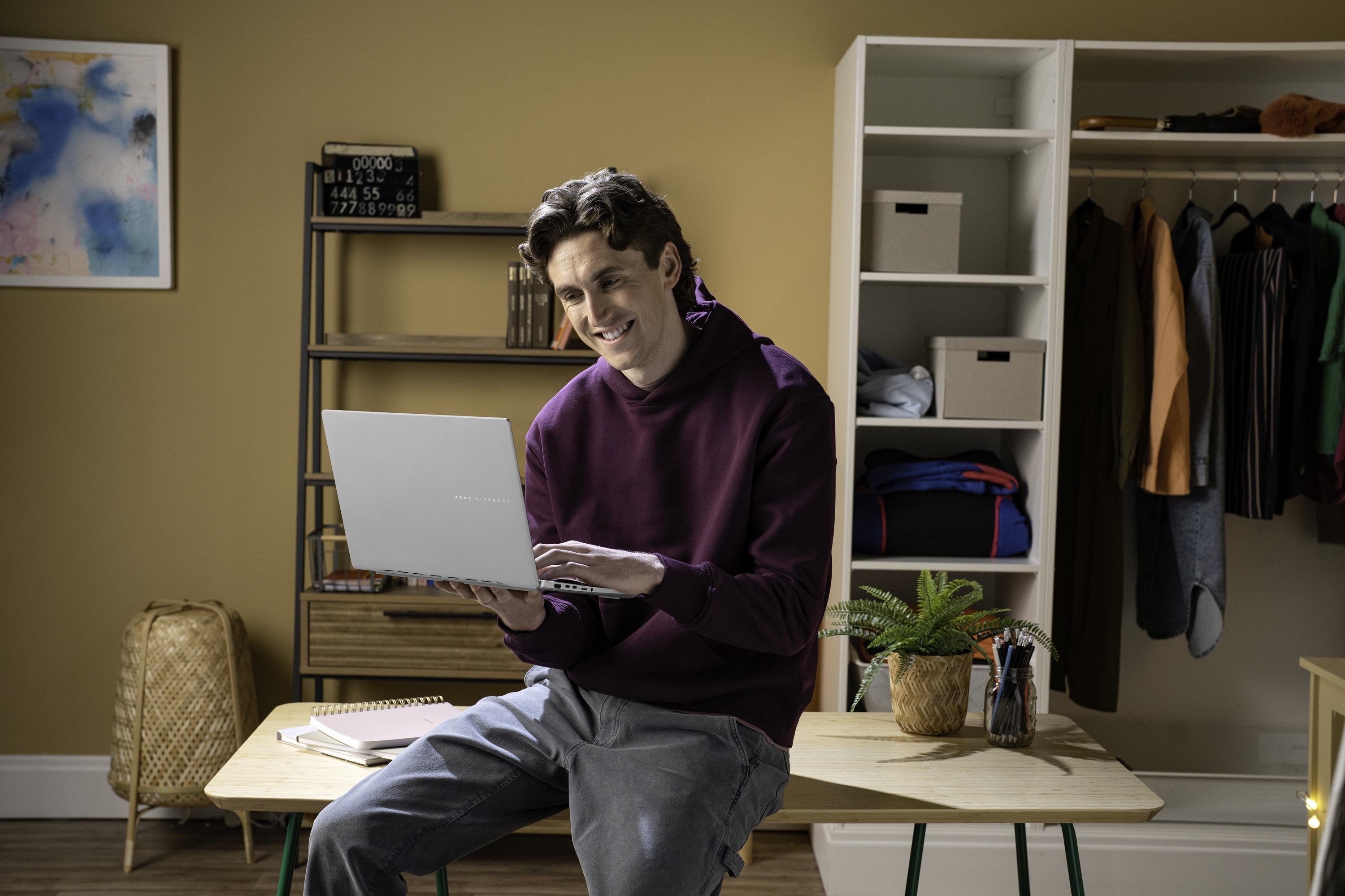ASUS Vivobook S 14 - Laptop AI perintis yang dilengkapi dengan AMD Ryzen AI 9 HX 370 - 2 ASUS Vivobook S 14 - Laptop AI tiên phong trang bị AMD Ryzen AI 9 HX 370 - 2