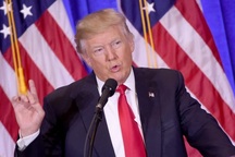 Vừa nhậm chức, tân Tổng thống Trump đã bị kiện