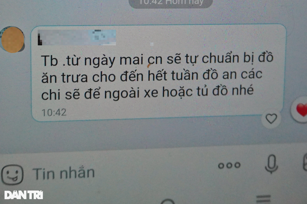 Vụ 351 người nghi ngộ độc: Công nhân phải ăn bánh mì, tự mang cơm đi làm