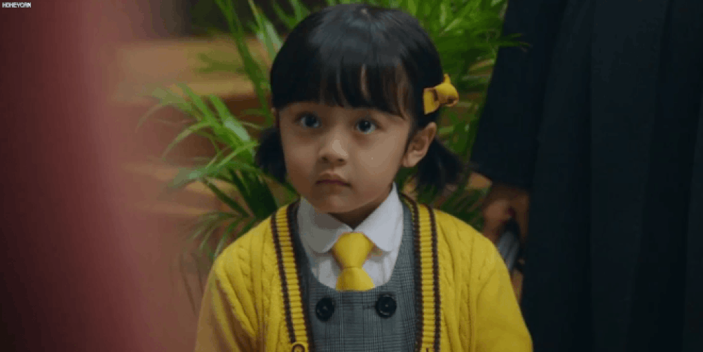 Nhóc tì bị chuyển giới thành con gái Kim Tae Hee thay đổi sau 3 năm - 2 Nhóc tì bị chuyển giới thành con gái Kim Tae Hee thay đổi sau 3 năm - 2