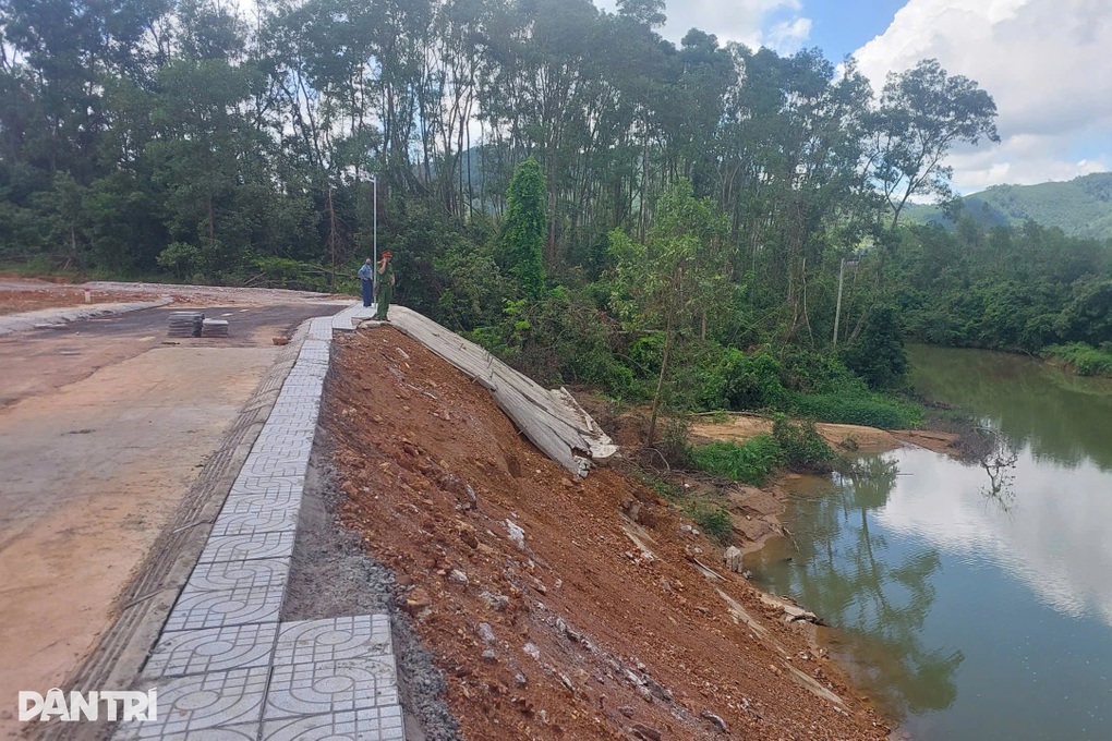 Vẽ dự án ảo trong cơn sốt đất, một doanh nghiệp bị phạt nửa tỷ đồng - 3 Vẽ dự án ảo trong cơn sốt đất, một doanh nghiệp bị phạt nửa tỷ đồng - 3