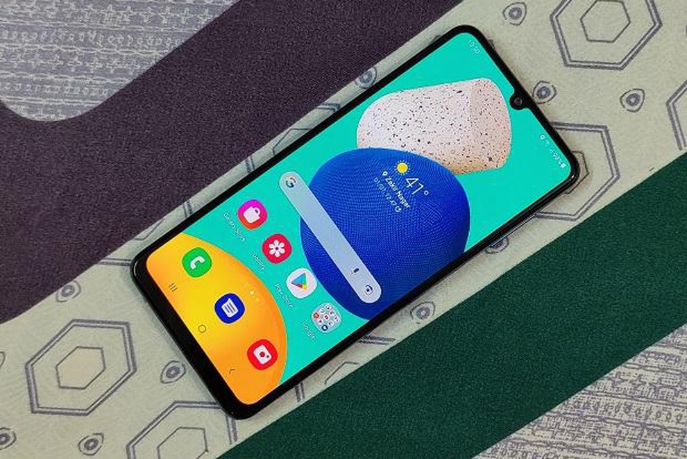 Loạt smartphone vừa ra mắt tại thị trường Việt Nam - 8 Loạt smartphone vừa ra mắt tại thị trường Việt Nam - 8